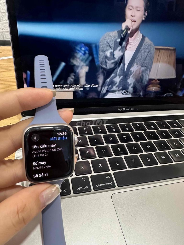 Apple Watch SE2 40mm zin đẹp. Mua bán Thiết bị đeo thông minh tại Quận Nam Từ Liêm Hà Nội được đăng bởi Ngô Thị Yến hình 1
