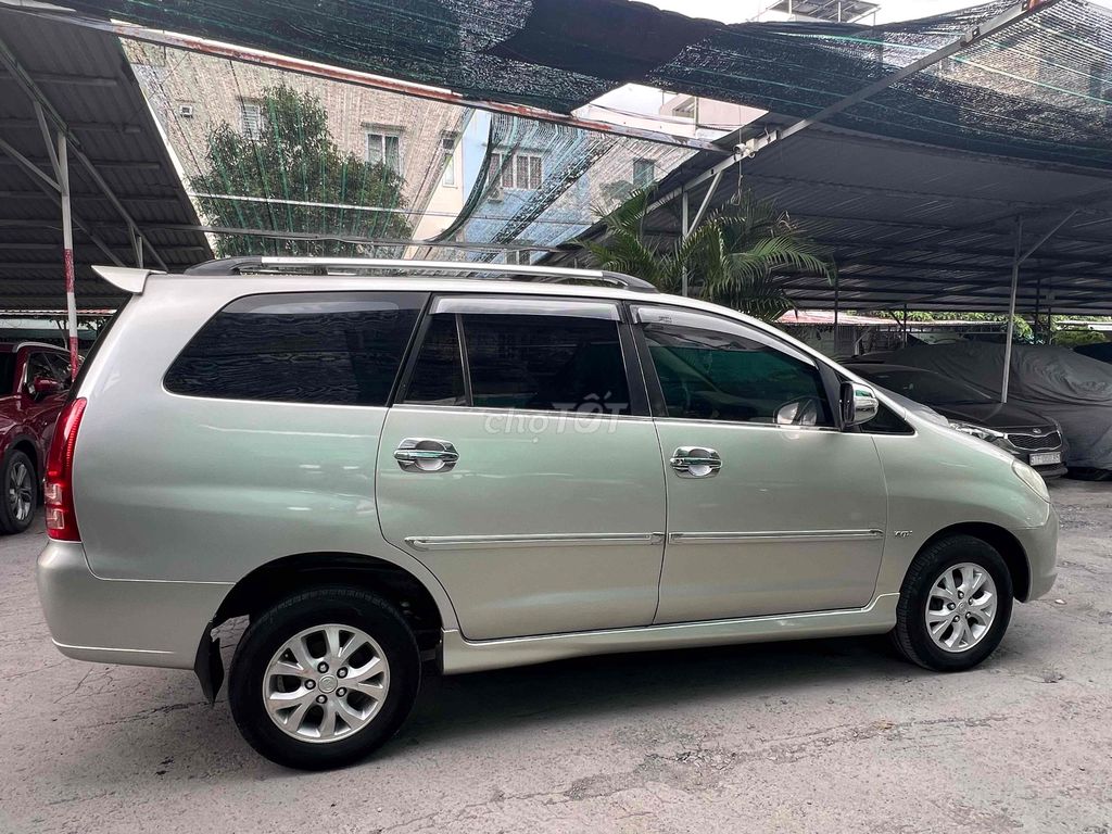 Toyota Innova 2007 photo 3