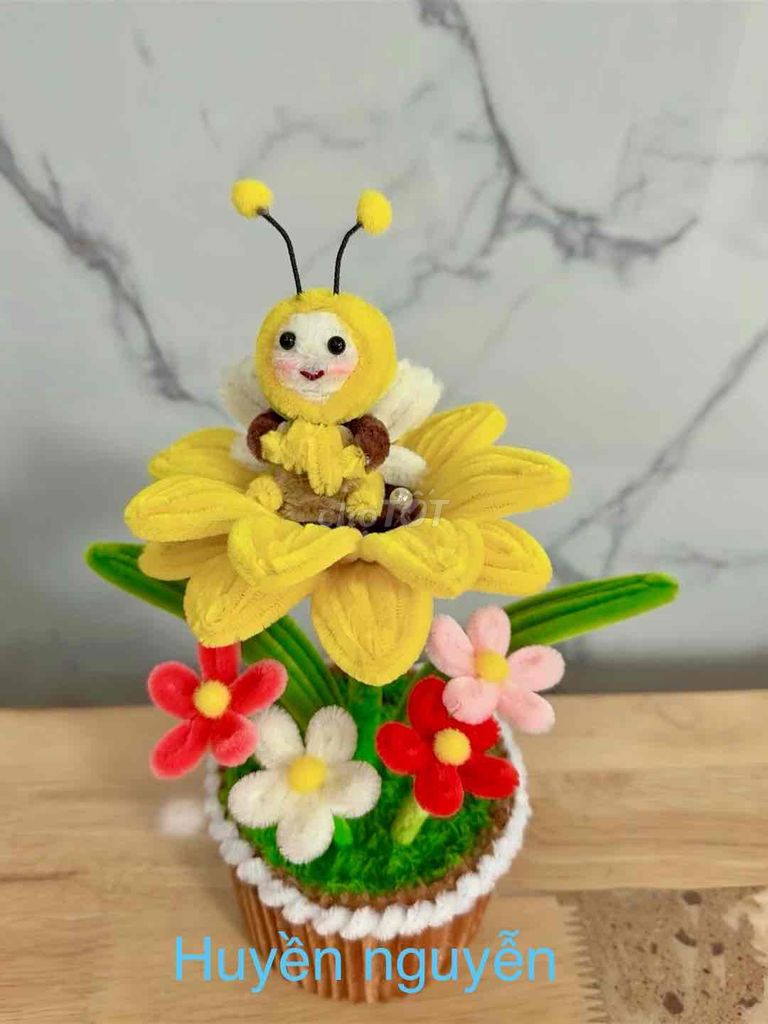 hướng dương ong kẽm nhung. Mua bán Cây cảnh, đồ trang trí tại Quận 5 Tp Hồ Chí Minh được đăng bởi Nguyễn Thị Thu Huyền hình 1