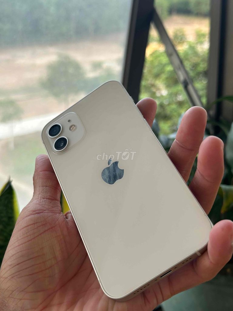 Apple iPhone 12 64GB Trắng zin áp suất đẹp bán ạ. Mua bán Điện thoại tại Thành phố Thủ Dầu Một Bình Dương được đăng bởi Hoàng hải hình 1