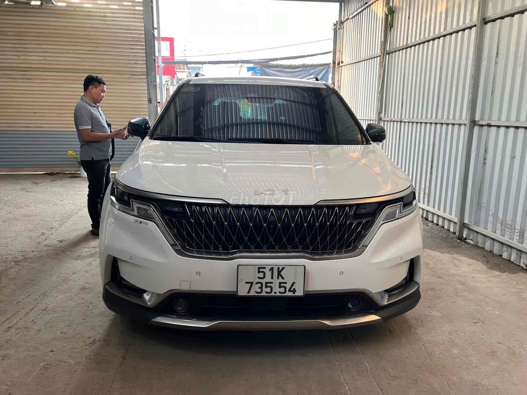 Kia Carnival 2024 2.2D Signature Siêu lướt