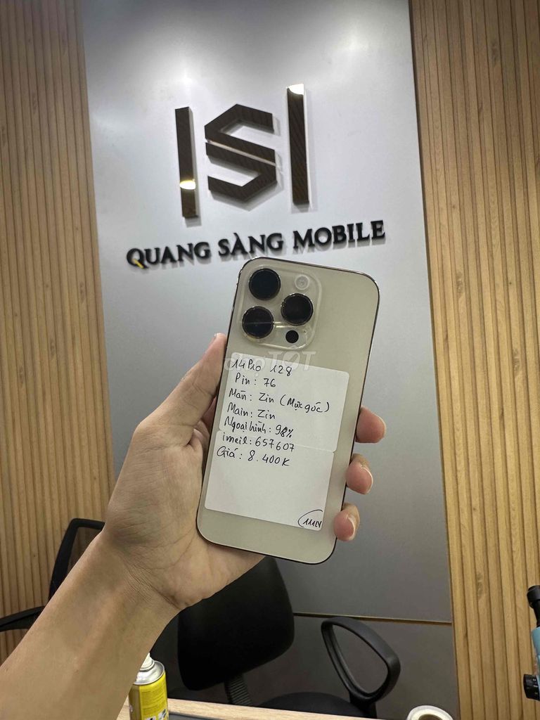 Apple iPhone 14 Pro 128GB Vàng chấm mực nguyên zin. Mua bán Điện thoại tại Quận 12 Tp Hồ Chí Minh được đăng bởi Sang Mobile hình 1