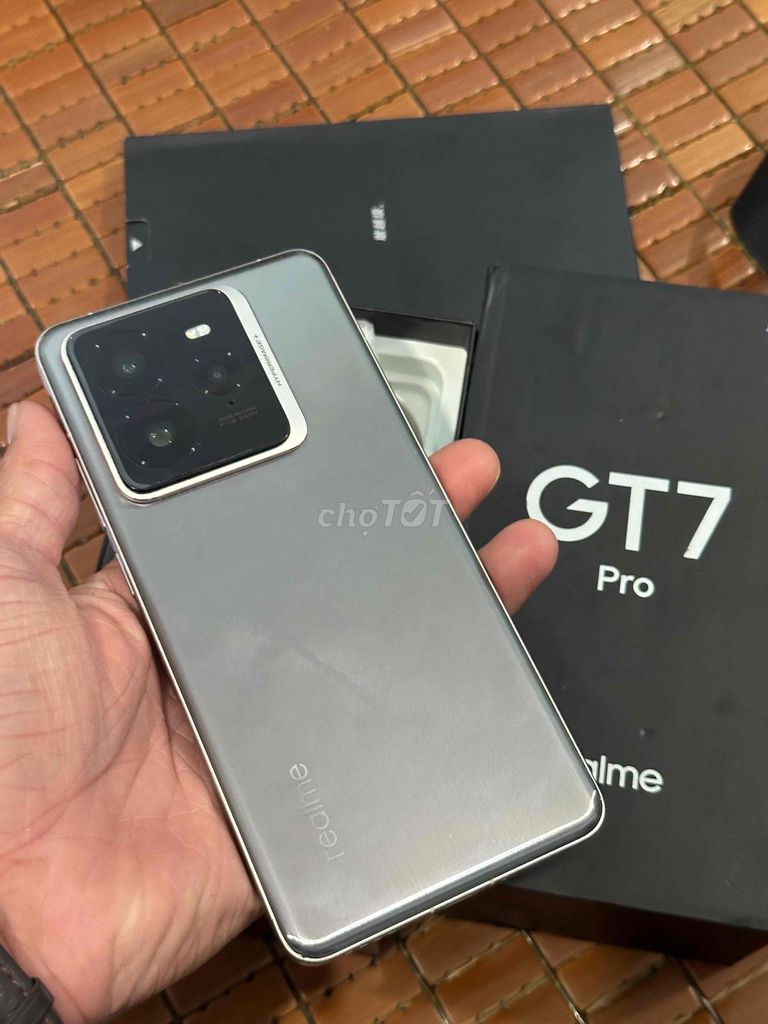 Realme GT 7 Pro 12/256GB Xám fullbox cần bán ạ. Mua bán Điện thoại tại Thành phố Thủ Dầu Một Bình Dương được đăng bởi Hoàng hải hình 1