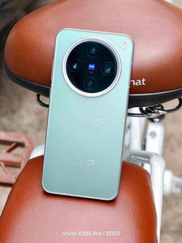 Vivo X200 Pro Mini Xanh  16GB/512GB. Mua bán Điện thoại tại Huyện Mỏ Cày Bắc Bến Tre được đăng bởi Như Bán Táo hình 1