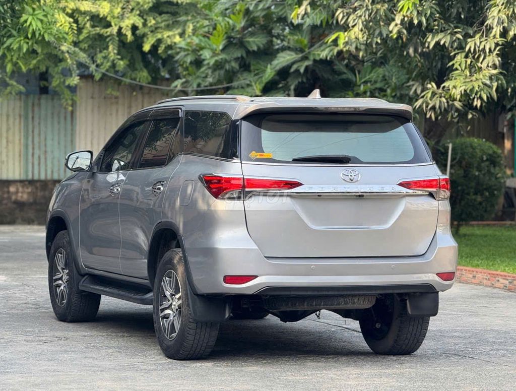 Toyota Fortuner 2018 Xăng Tự động Bạc. Mua bán Ô tô tại Thành phố Thủ Dầu Một Bình Dương được đăng bởi Oto An Suong hình 6