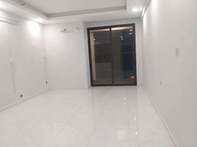 Bán studio 40 m2 dự án Oapl sky line , tầng đẹp, view hồ bơi, sổ sẵn