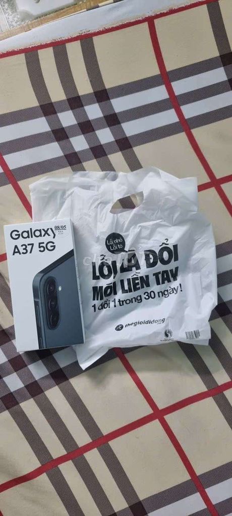 Samsung Galaxy A37 5G 8GB 256GB Xanh Lá. Mua bán Điện thoại tại Thành phố Biên Hòa Đồng Nai được đăng bởi Duchoa Duong hình 1