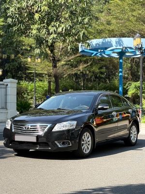 Toyota Camry 2.4G AT 2011 hàng siêu tầm