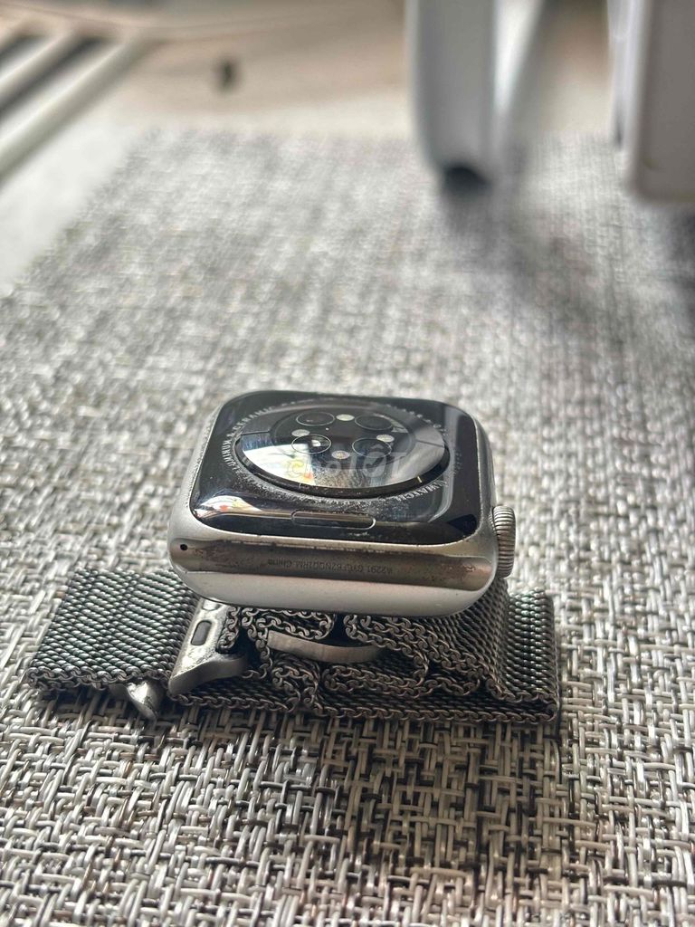 Cần bán Apple Watch Series 6 bản nhôm 40mm, dùng ổ. Mua bán Thiết bị đeo thông minh tại Huyện Hóc Môn Tp Hồ Chí Minh được đăng bởi Phạm Bảo Trí hình 1