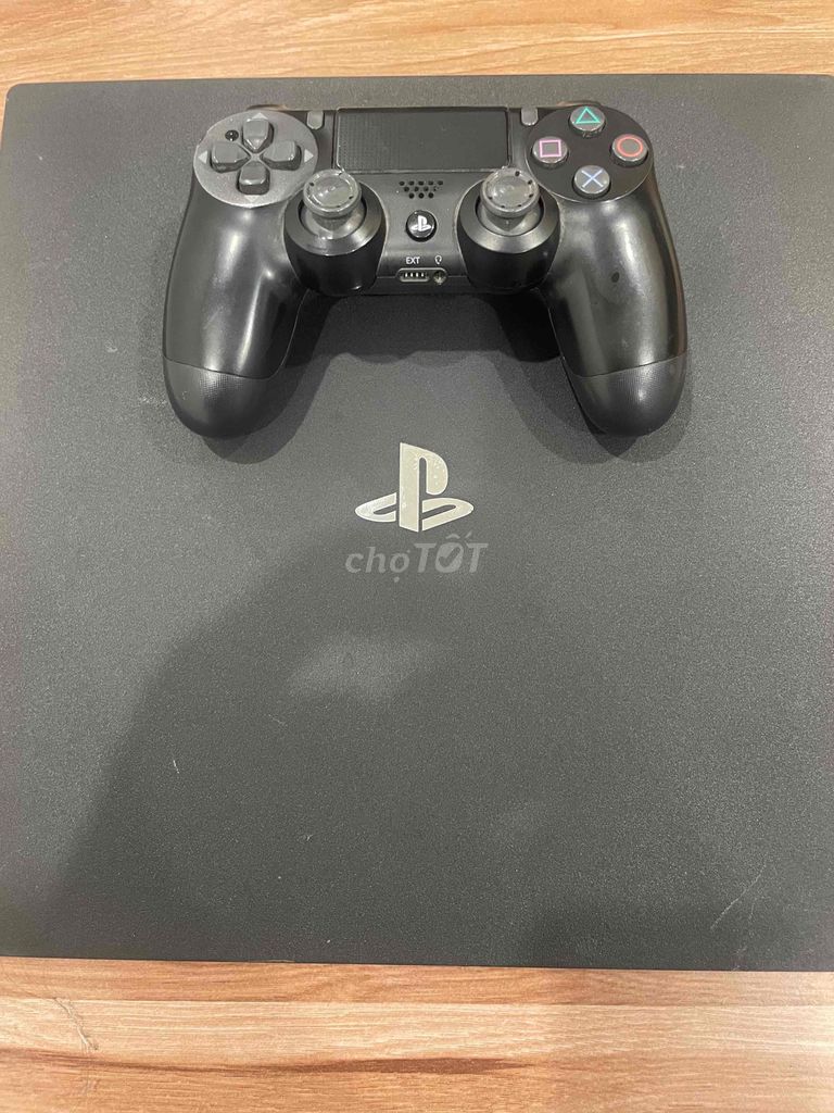 Máy chơi game Sony PlayStation 4 Pro Đen. Mua bán Thiết bị chơi game tại Quận Long Biên Hà Nội được đăng bởi LeHuyPhong hình 1