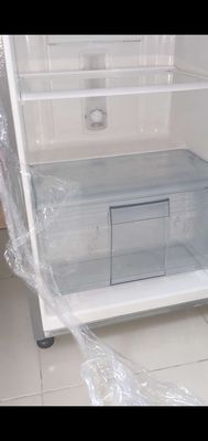 Cần bán tủ lạnh Panasonic Nr-Ba178