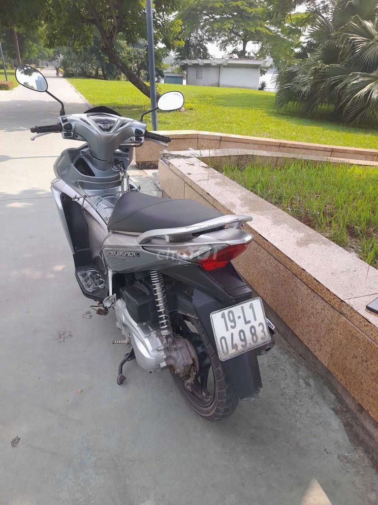 Xe sịn giá tốt. Mua bán Xe máy tại Thành phố Việt Trì Phú Thọ được đăng bởi Nguyễn Lý Hùng hình 1