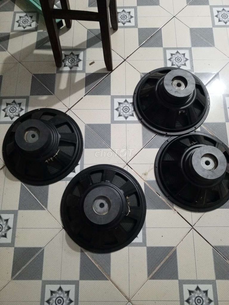 Loa bass 40cm coil 51 đã sử dụng. Mua bán Tivi, Âm thanh tại Huyện Cao Lãnh Đồng Tháp được đăng bởi ko bt hình 1