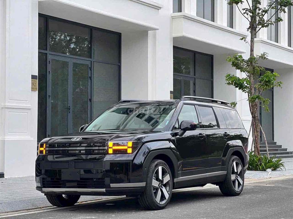 Santa Fe 2025 – Miễn 100% thuế trước bạ + quà VIP. Mua bán Ô tô tại Quận 6 Tp Hồ Chí Minh được đăng bởi Vinh Hyundai  hình 5