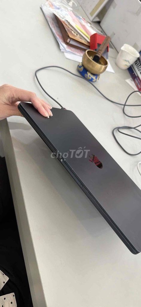 Apple MacBook Air Midnight 8GB/256GB. Mua bán Laptop tại Thành phố Thủ Đức Tp Hồ Chí Minh được đăng bởi Phương Uyên hình 1