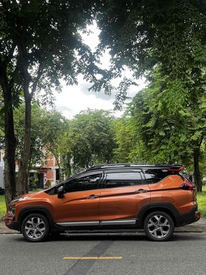 Mitsubishi Xpander Cross 2023 Cam 7 chỗ