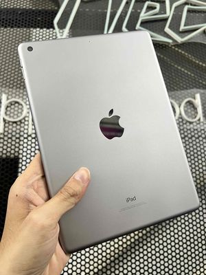 iPad Gen 6 32Gb Wifi Grey Máy 99%
