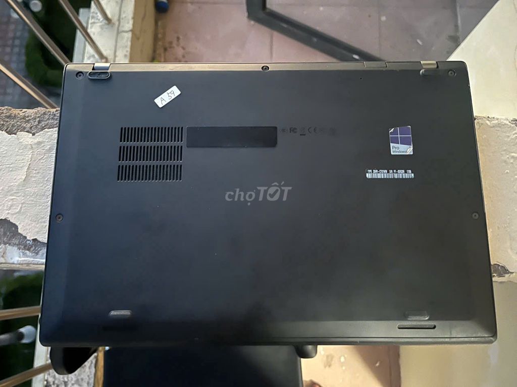 Lenovo ThinkPad X1 carbon Gen 5. Mua bán Laptop tại Quận Thanh Xuân Hà Nội được đăng bởi Hoàng Nam hình 1