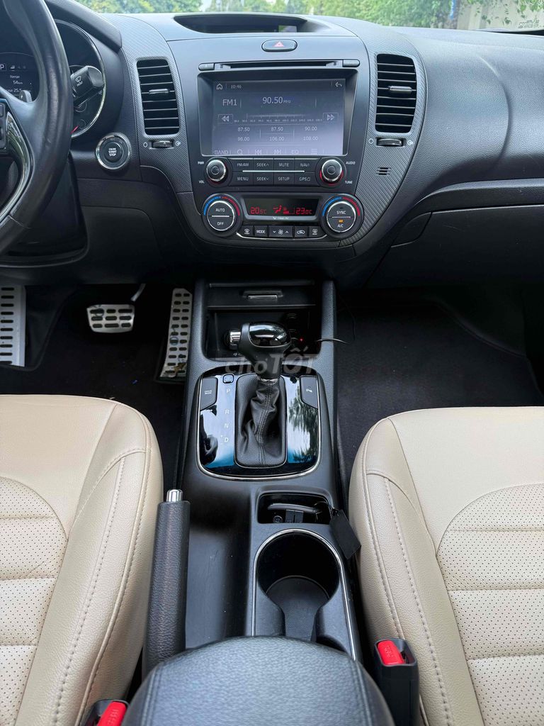 Kia Cerato 2018 1.6AT bản Full Cửa Nóc Gốc Đak Lak. Mua bán Ô tô tại Thành phố Buôn Ma Thuột Đắk Lắk được đăng bởi Nguyễn duy dương hình 16