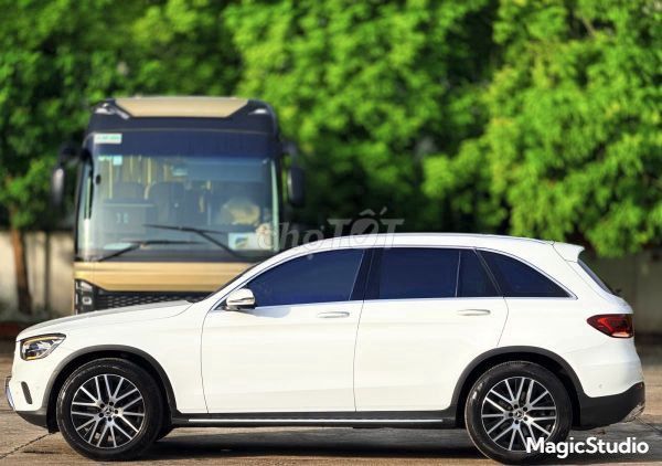 Мерседес Бенц GLC 200 4Matic 2022 - 1 миллиард 450 миллионов