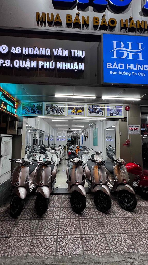 Vespa Sprint Vàng đồng TFT & Hồng Poecher. Mua bán Xe máy tại Quận Phú Nhuận Tp Hồ Chí Minh được đăng bởi VESPA  PIAGGIO BẢO HƯNG Vespa cũ trả góp  hình 5