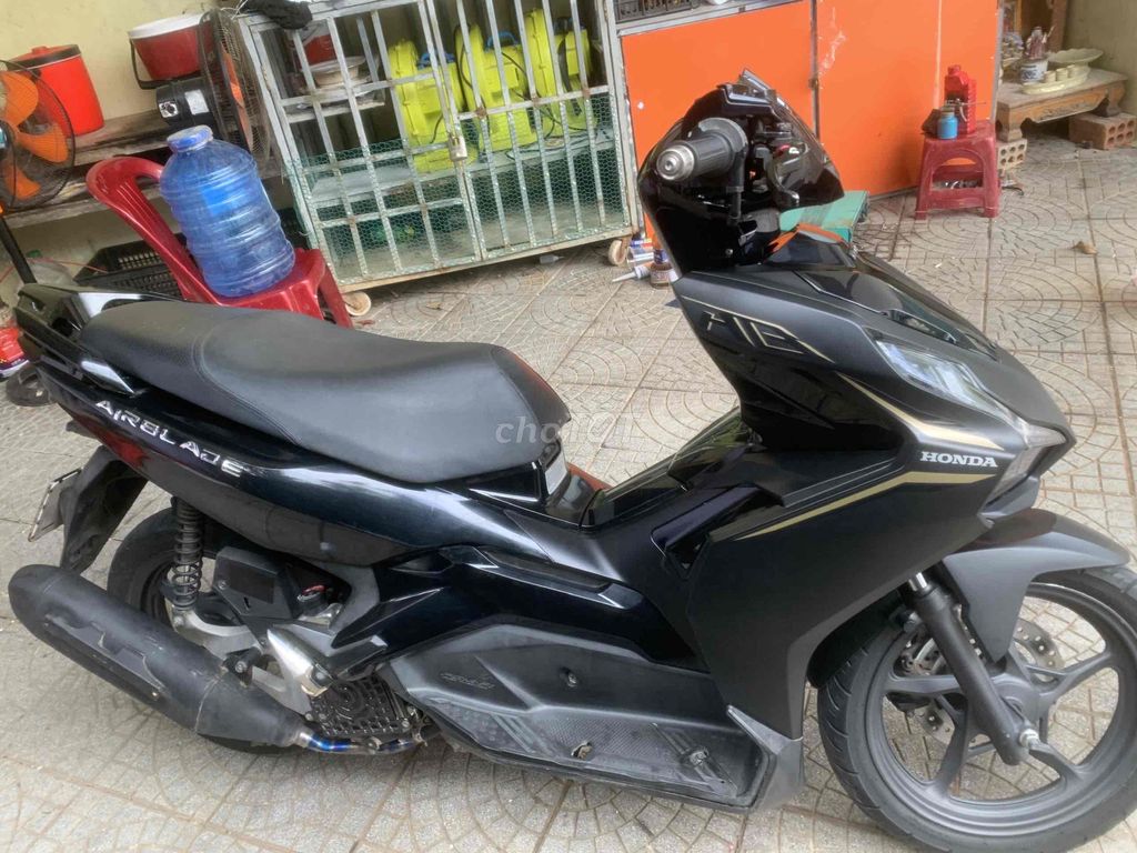 Honda Air Blade 2023 Đen. Mua bán Xe máy tại Thành phố Huế Thừa Thiên Huế được đăng bởi akakaka hình 3
