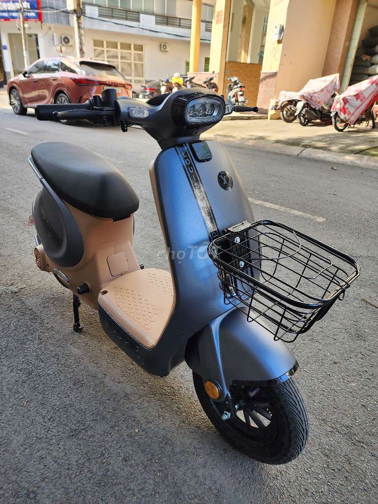 Xe Điện Siêu Lướt Không Cần Bằng Lái. Mua bán Xe điện tại Quận 6 Tp Hồ Chí Minh được đăng bởi Ngọc  hình 2