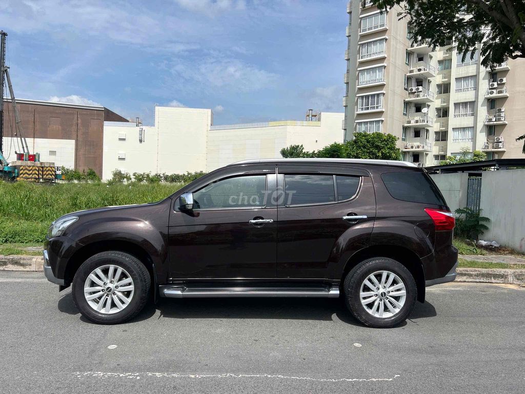 Isuzu MuX Prestige 1.9L Turbo AT cao cấp,xe đẹp. Mua bán Ô tô tại Thành phố Thủ Đức Tp Hồ Chí Minh được đăng bởi Ngọc Hà hình 7