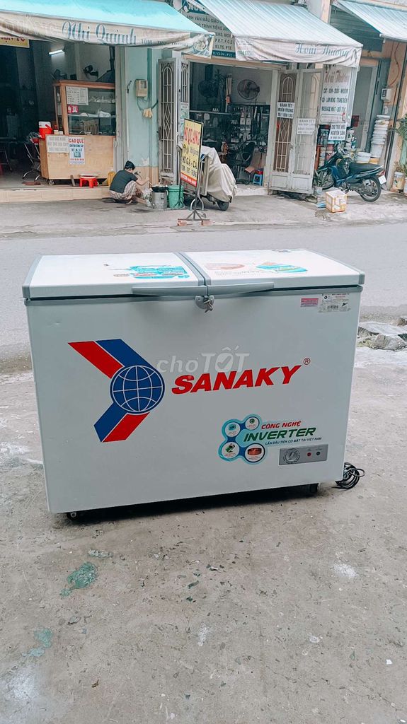 Tủ đông Sanaky inverter 240lit zin mới 95%