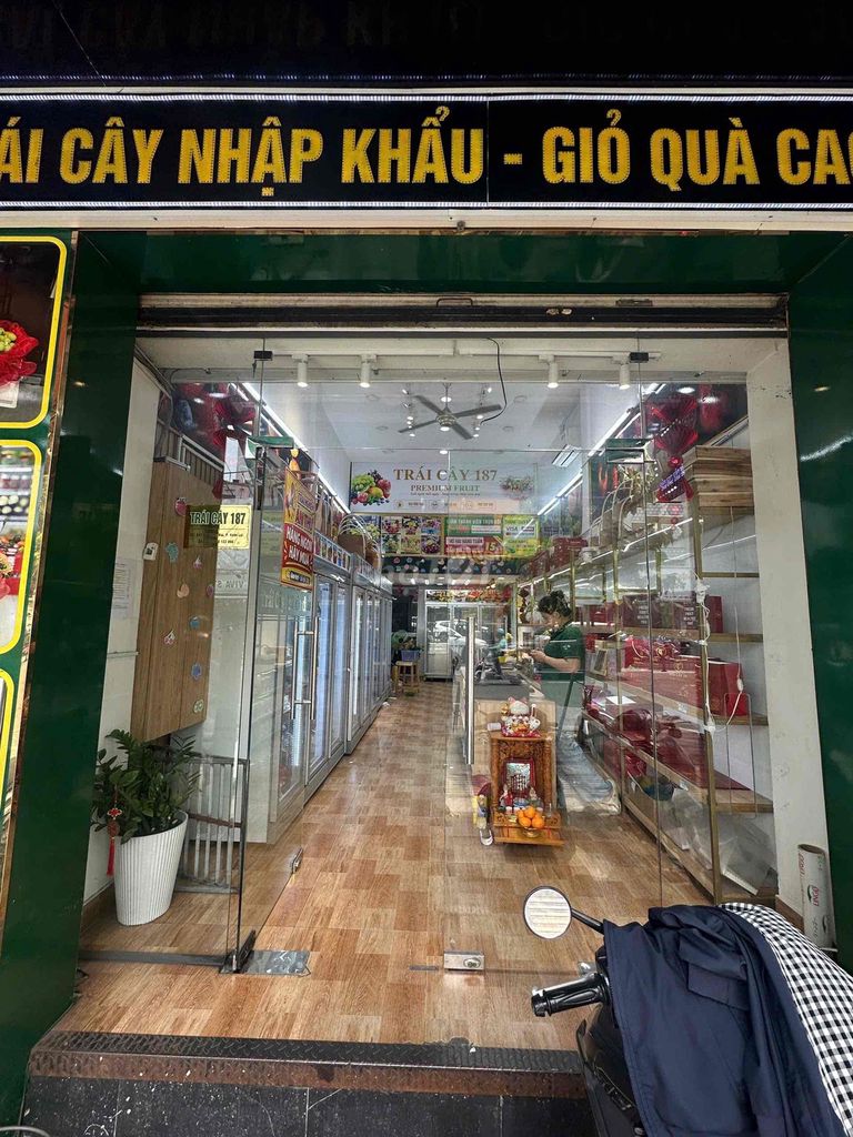 Cho thuê nhà MT 241 Ba Tháng Hai P Vườn Lài Q10.