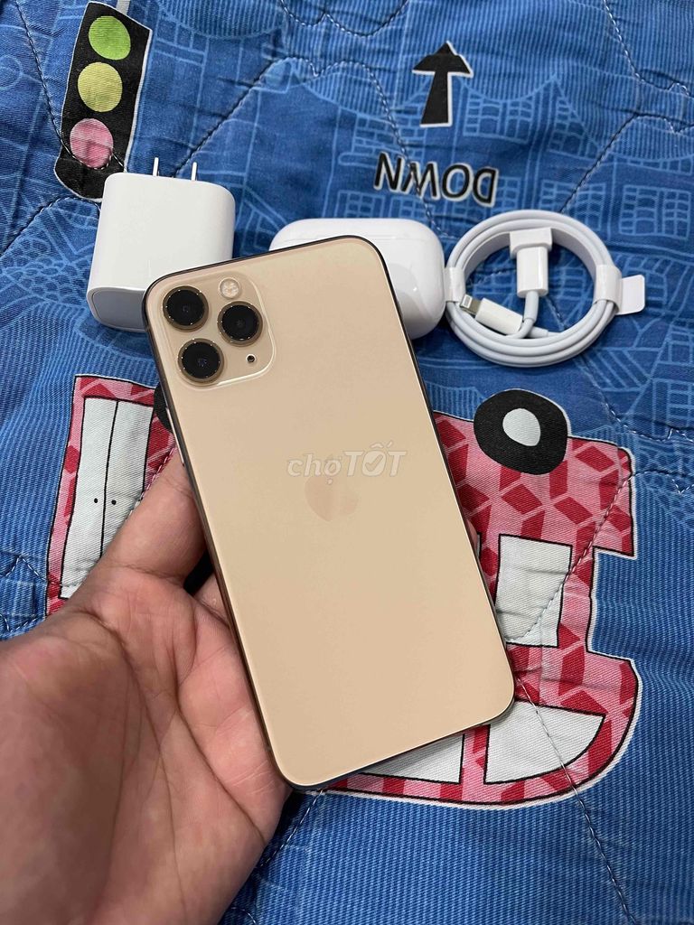 iPhone 11 Pro 256G QTế Màn Zin Áp 100% Pin Zin 94%. Mua bán Điện thoại tại Quận Bình Thạnh Tp Hồ Chí Minh được đăng bởi Thích Bán Rẻ hình 1