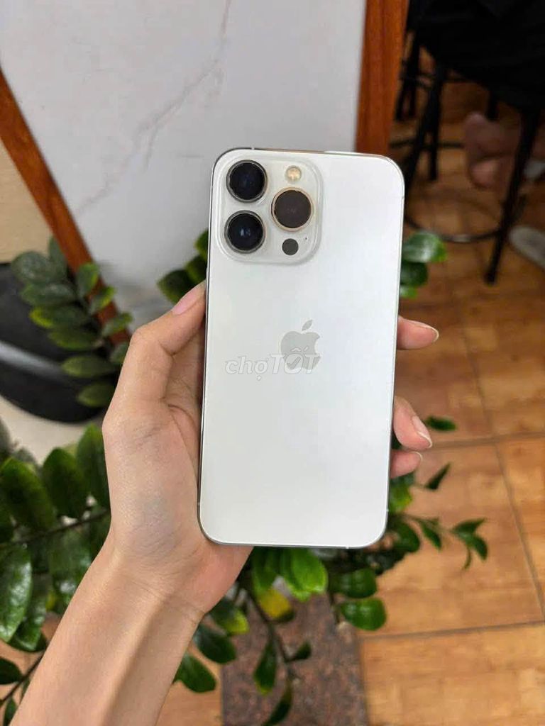 Apple iPhone 13 Pro 256GB Trắng 88%. Mua bán Điện thoại tại Quận 1 Tp Hồ Chí Minh được đăng bởi Hội Đồ Điện Tử hình 1