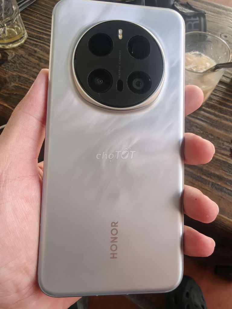 Honor Magic 7 Pro 12/256 Fullbox 99%. Mua bán Điện thoại tại Thành phố Thủ Đức Tp Hồ Chí Minh được đăng bởi Thành Đạt hình 1