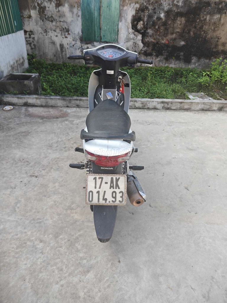 Honda Wave 110 бело-черный