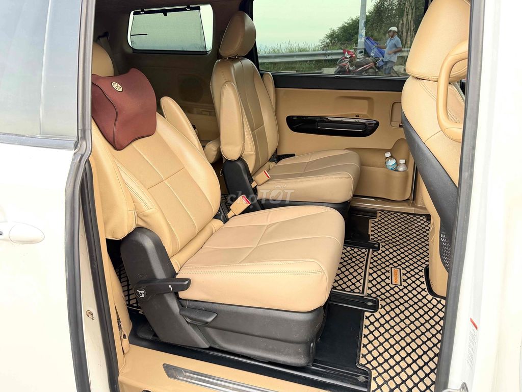 Kia Sedona 2020 2.2 DAT Luxury - 78000 km. Mua bán Ô tô tại Quận 12 Tp Hồ Chí Minh được đăng bởi Hoàng Huy hình 9