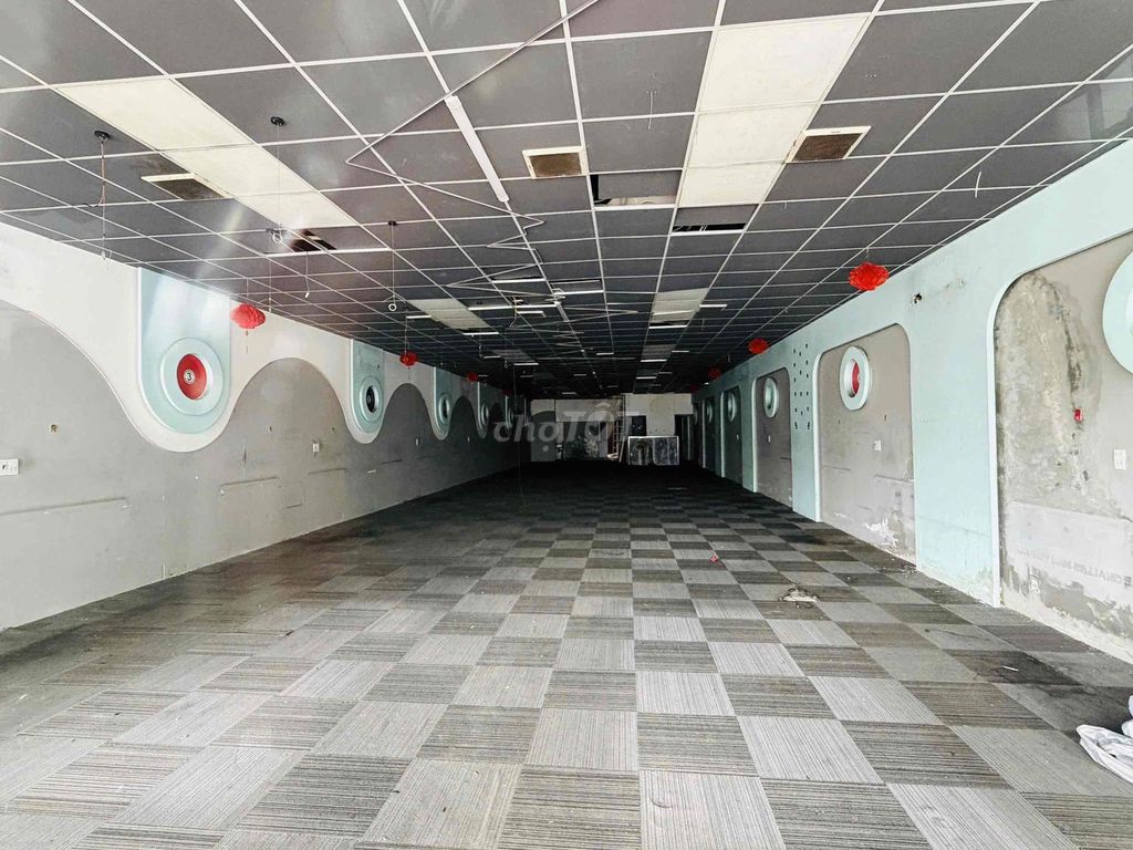 Cho thuê nhà mặt tiền Nguyễn Oanh nngang 8M gần ĐHCN4 C2