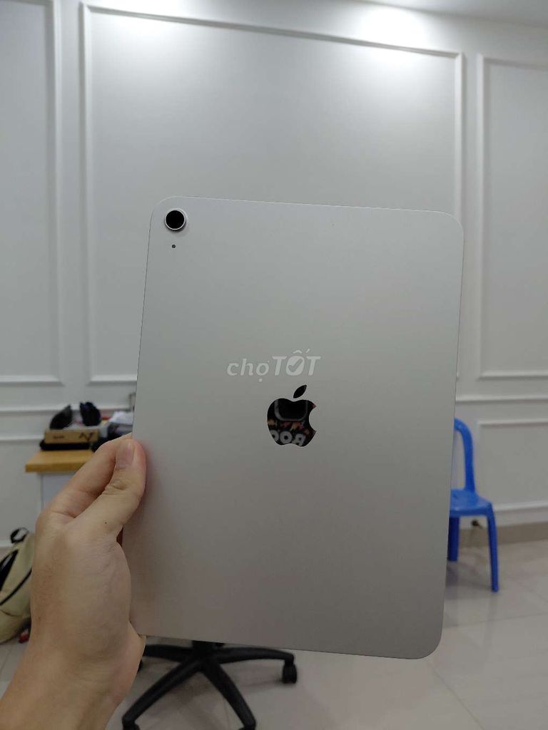 Apple iPad Gen 11 - Bạc Silver - Pin 93 . Mua bán Máy tính bảng tại Quận Cái Răng Cần Thơ được đăng bởi Nguyễn Tiến Đạt hình 1