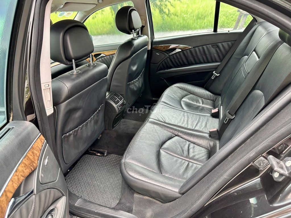 Mercedes Benz E Class 2008 E200 - 160000 km. Mua bán Ô tô tại Quận Hoàng Mai Hà Nội được đăng bởi Anh Tú hình 7