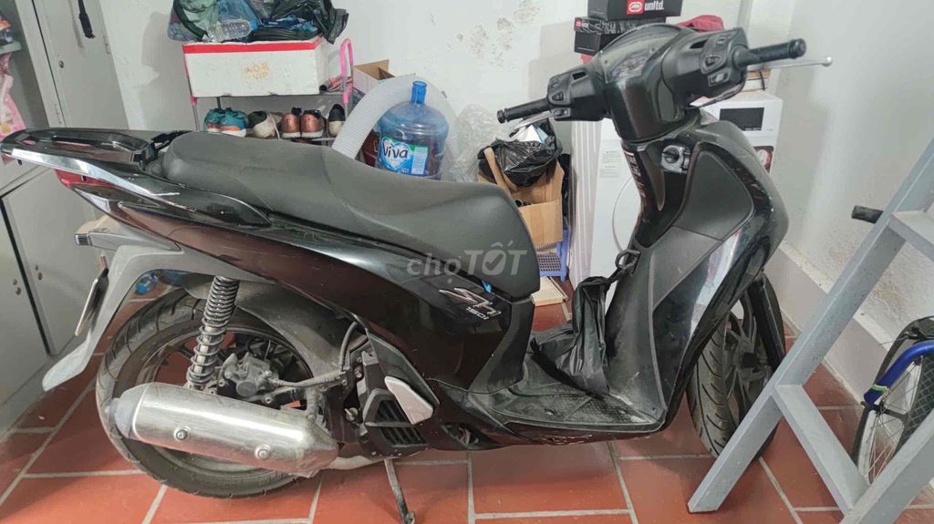 Sh 150 đen. Mua bán Xe máy tại Huyện Thanh Trì Hà Nội được đăng bởi iker do hình 3