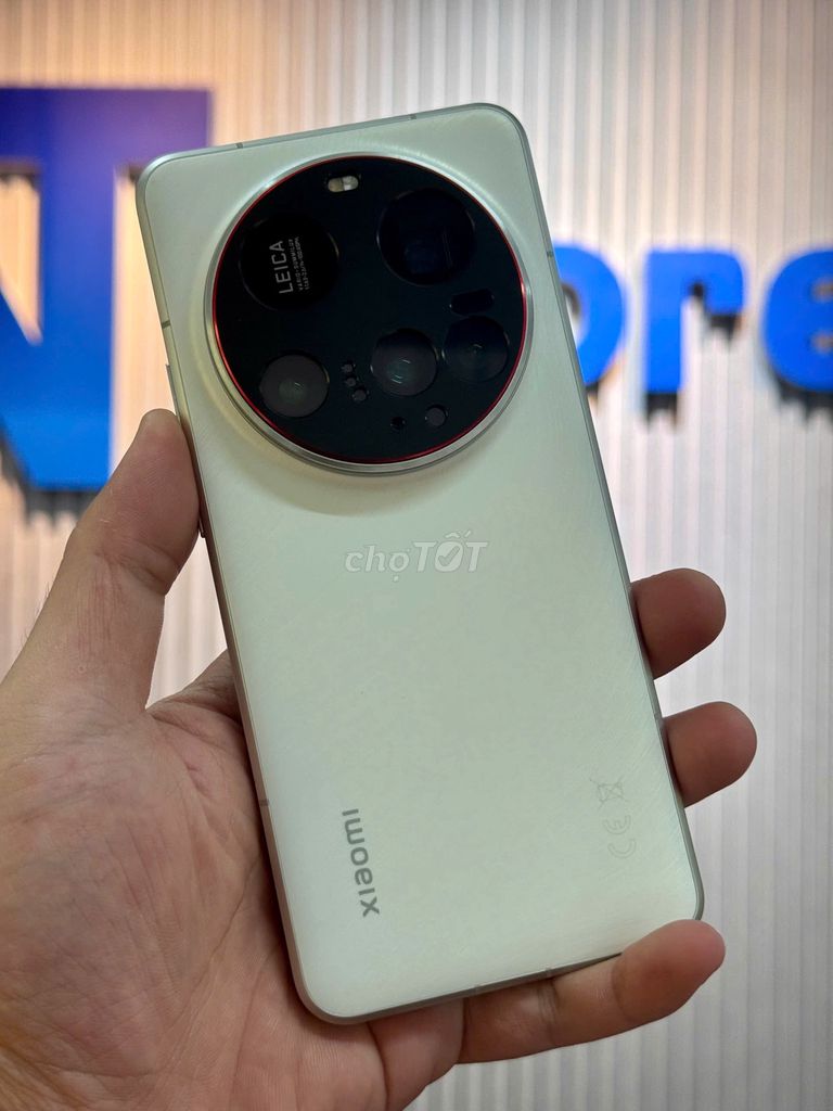 Xiaomi 15 Ultra 256GB Trắng Like New. Mua bán Điện thoại tại Thành phố Buôn Ma Thuột Đắk Lắk được đăng bởi Cửa hàng điện thoại NT Store BMT hình 1