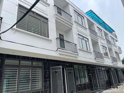 BÁN CỤM 10 CĂN NHÀ ĐẠI TẢO, ĐẠI THÀNH, QUỐC OAI 🏠 - 3 TẦNG, Ô TÔ ĐỖ. Mua bán nhà ở tại Huyện Quốc Oai Hà Nội được đăng bởi Lê Quân