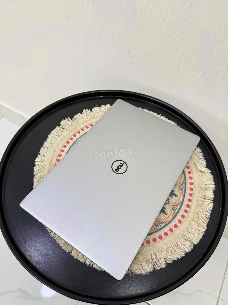 Dell XPS 13 9360 i7-7560U/8GB/256GB SSD. Mua bán Laptop tại Quận Tân Bình Tp Hồ Chí Minh được đăng bởi vy hình 1