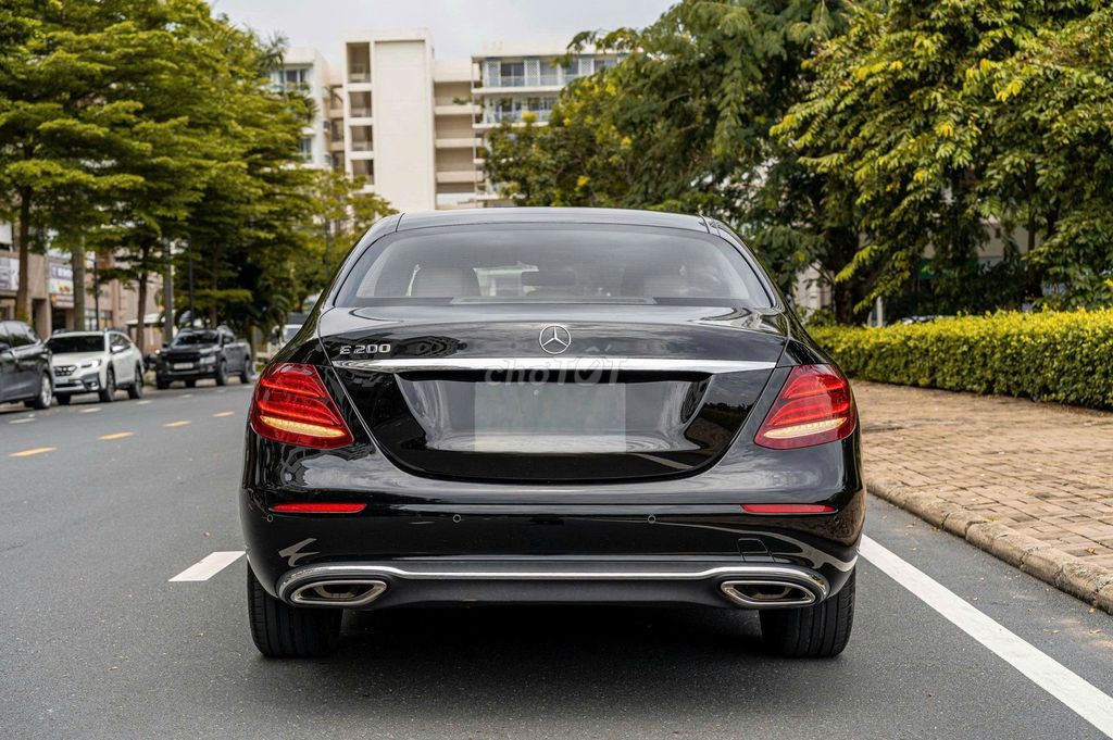 Bán Mẹc E200 Model 2019 đẳng cấp doanh nhân. Mua bán Ô tô tại Quận 7 Tp Hồ Chí Minh được đăng bởi tuấn anh hình 9