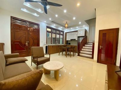 Townhouse in Long Biên