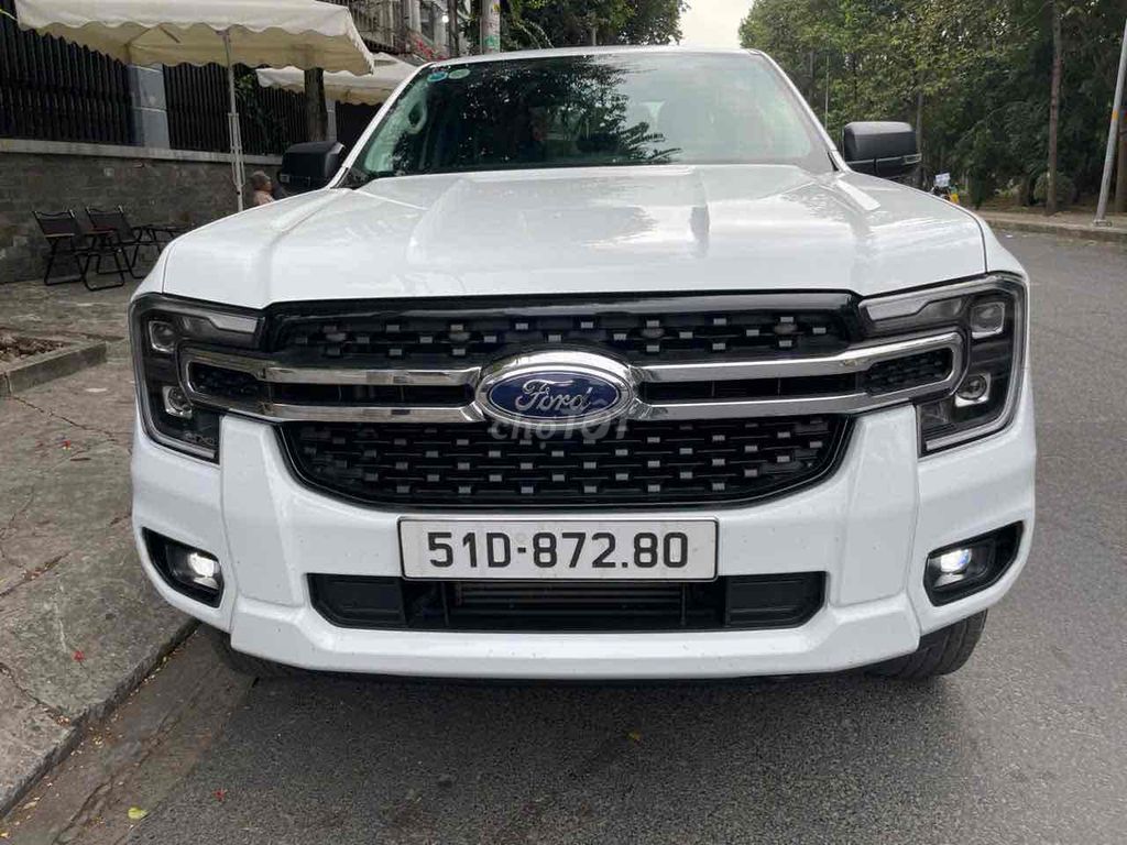 Ford Ranger XL 4x4 MT 2023 full option Wildtrack