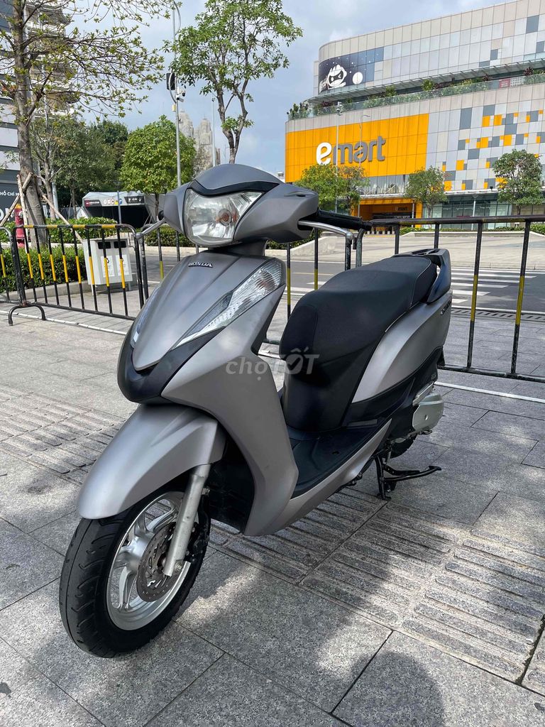 Honda Lead 125cc 2015 Серый, документы в порядке