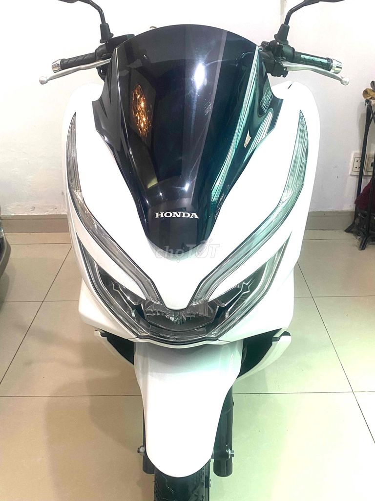 pcx 125.Mẫu mới.Trắng 98%,6000 km cuối 2019.BTP