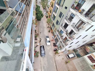 Bán nhà Cổ Linh, Long Biên, 7 tầng, ô tô tránh, 19 tỷ
