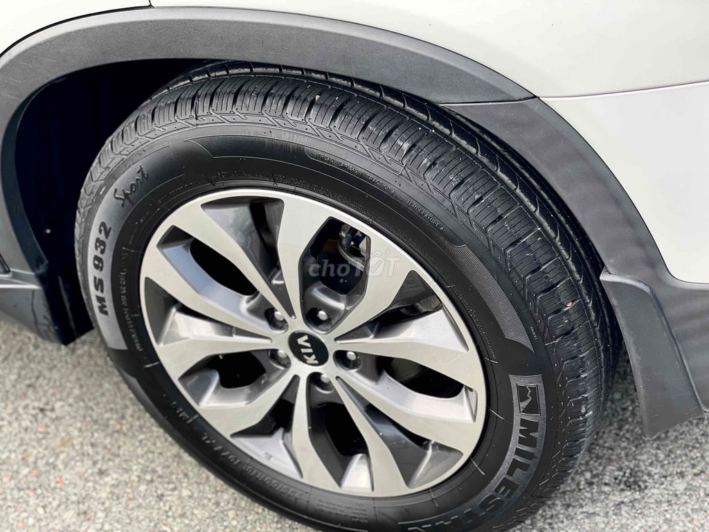 KIA Sorento 2018 Trắng Full Máy Dầu xe 1 chủ. Mua bán Ô tô tại Thành phố Thủ Đức Tp Hồ Chí Minh được đăng bởi Bảo Nam ÔTô hình 5