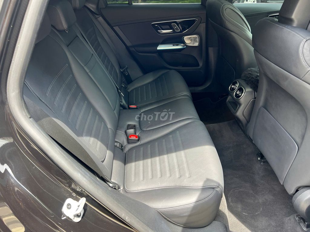 GLC 300 2023 SIÊU LƯỚT 5,100KM. Mua bán Ô tô tại Thành phố Thủ Đức Tp Hồ Chí Minh được đăng bởi Thái Phạm hình 9